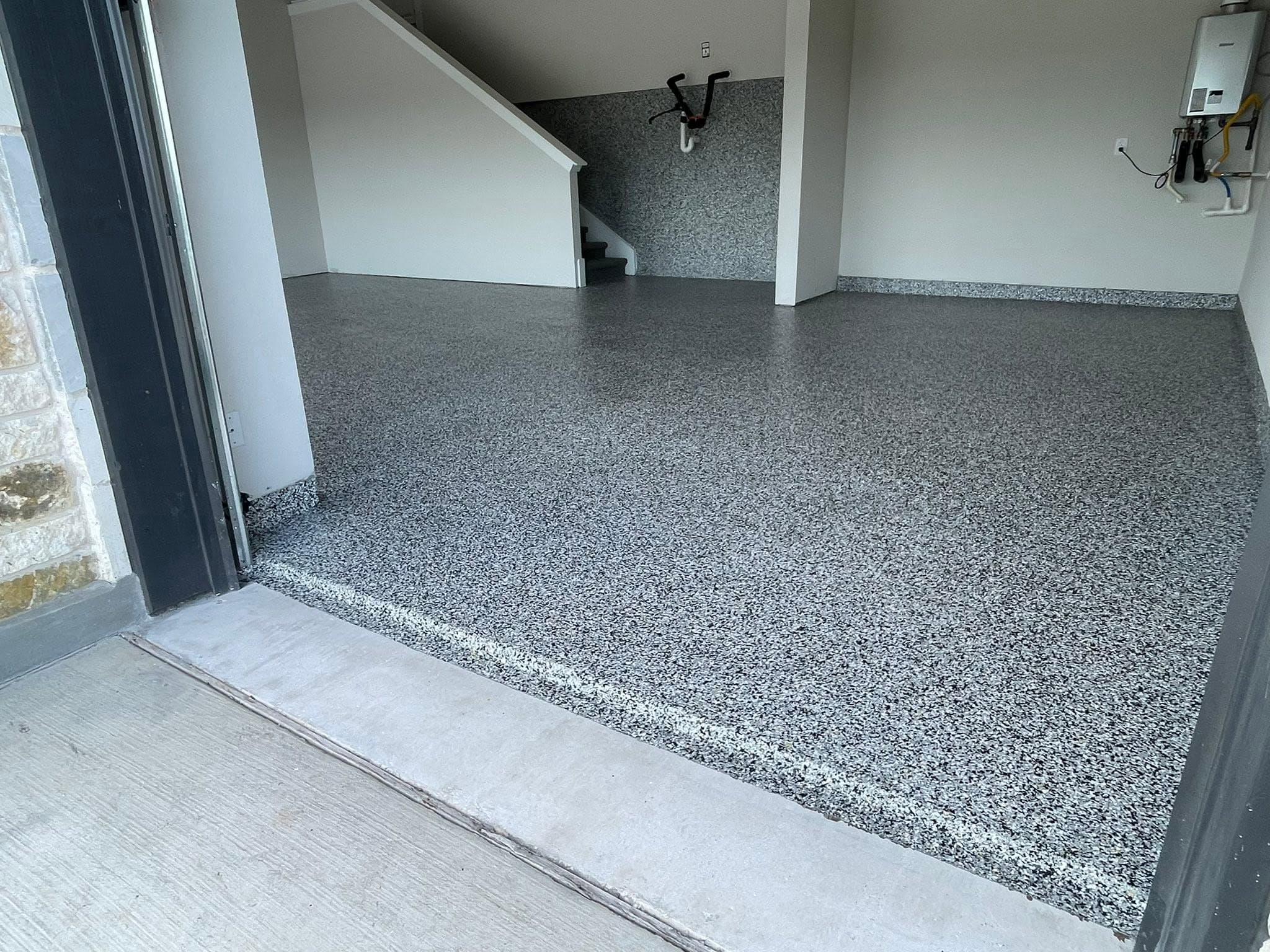 Finished Domino flake epoxy garage floor, San Marcos