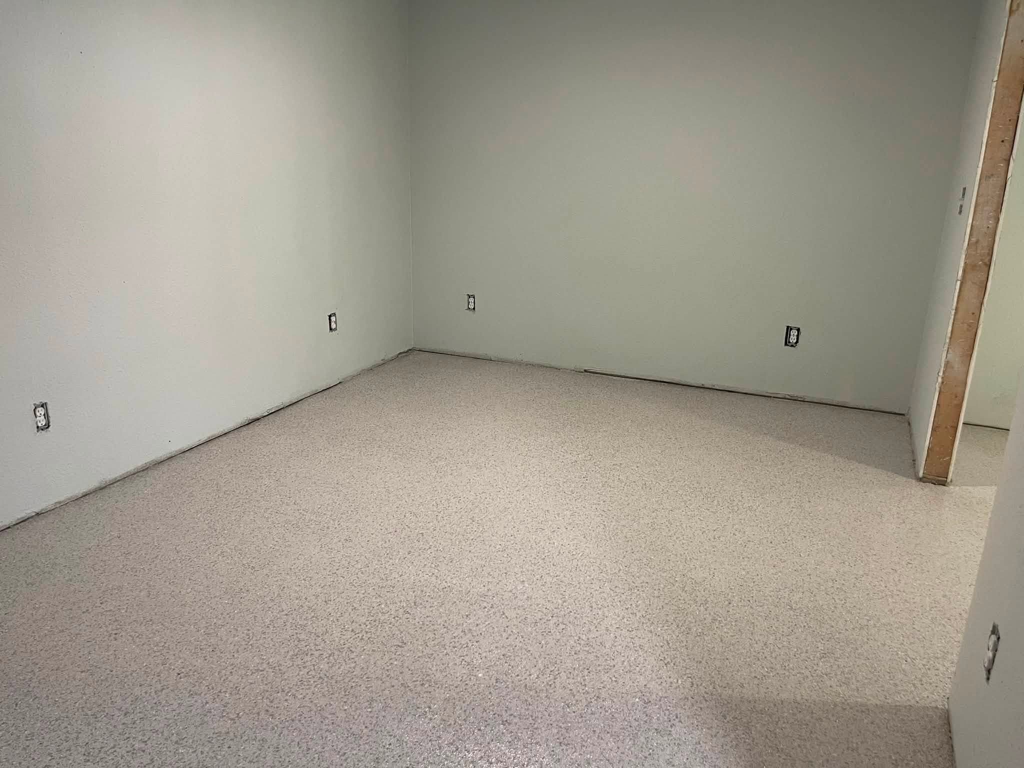 Even flake coverage across an empty room